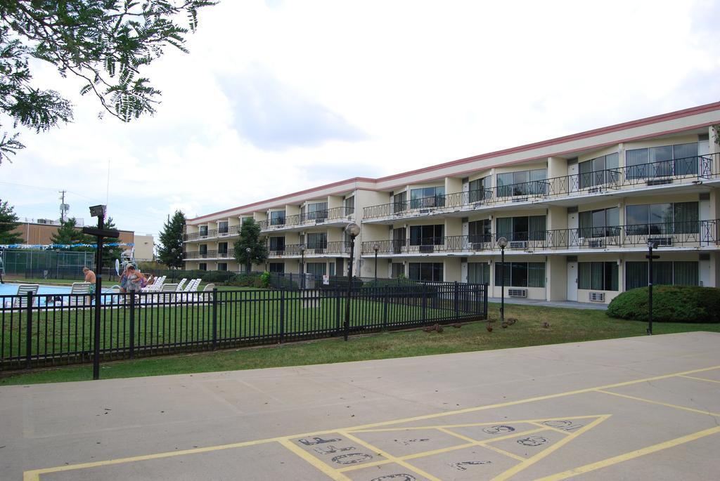 Smoketown  Lancaster Family Resort מראה חיצוני תמונה